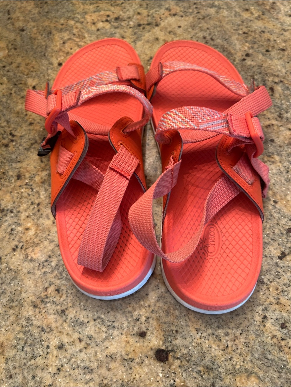 Chaco Womens Orange Strappy Waterproof/Hiking Sandal Size 9 - Picture 3 of 5